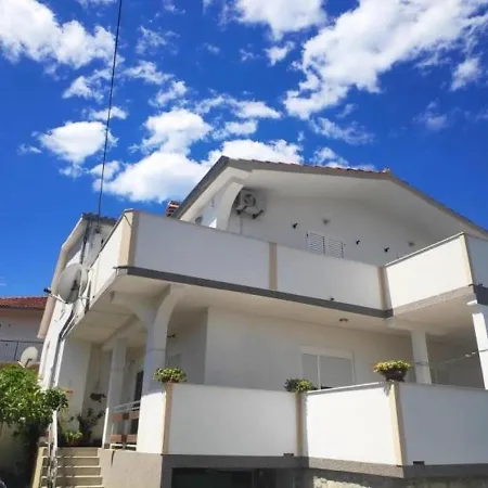 Apartment Jadranka - Free Parking And Grill