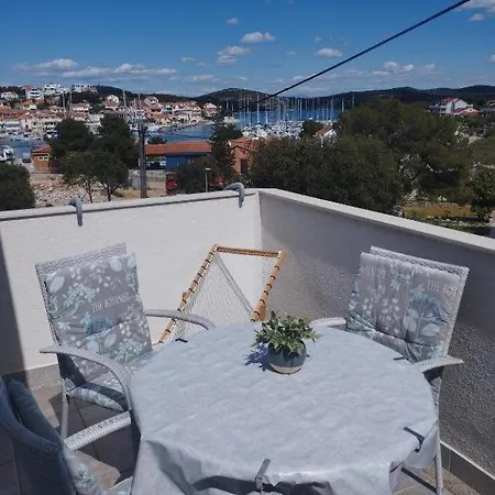 Jadranka - Free Parking And Grill Apartment