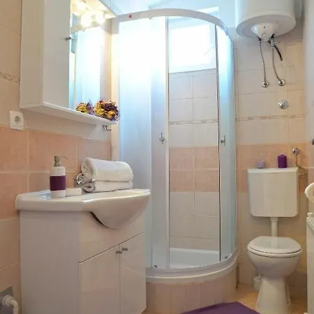 Jadranka - Free Parking And Grill Apartment *