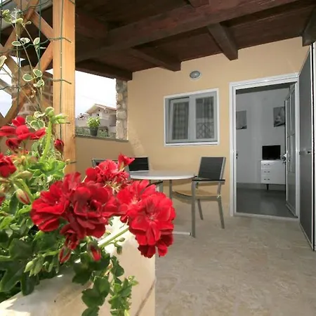 Apartment Jadranka - Free Parking And Grill Jezera